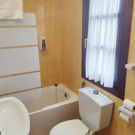 Hotel Triple Familiar Lauaxeta Mungia