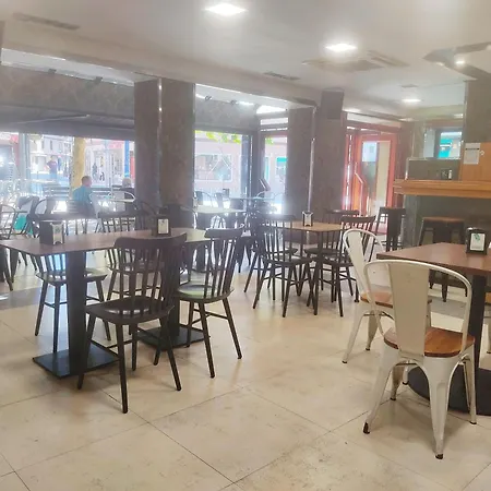 Triple Familiar Lauaxeta 2*